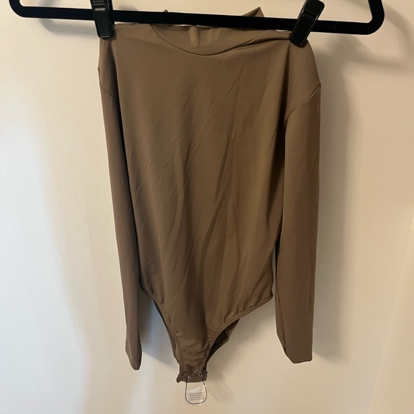 Las Pepas Tan Mock Neck Long Sleeve Bodysuit - Picture 1 of 2